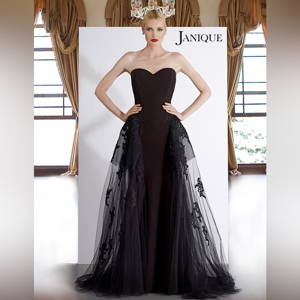 Janique strapless couture gown for prom, red carpet, black tie, gala